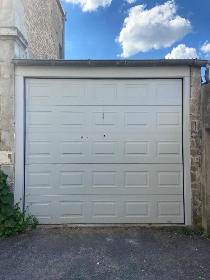 Maison Saint Louis Poitiers Extérieur photo